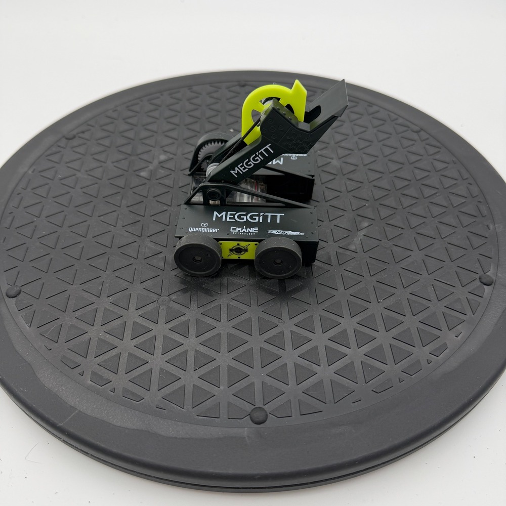 Hexbug Battlebots Meggitt Black and Green Motorized Combat Robot Toy 21202BB